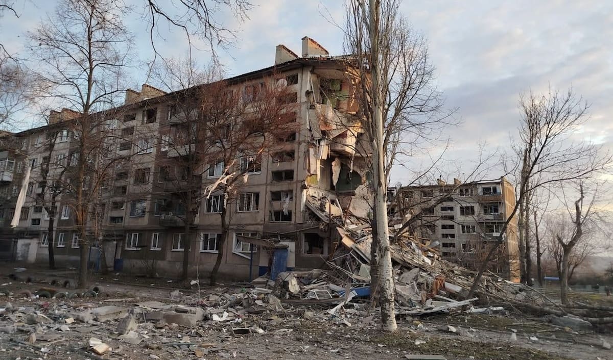 Одна людина загинула та ще четверо поранені на Донеччині внаслідок обстрілів окупантів