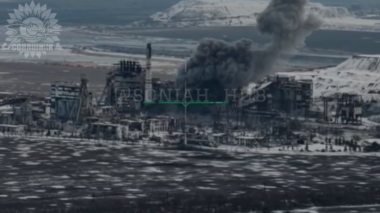 Бійці ЗСУ знищили авіаударом будівлю з російськими операторами БпЛА &laquo;Рубікон&raquo; на Донеччині: яскраве відео