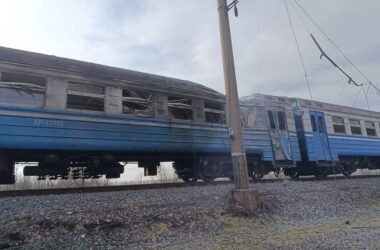У Криворізькому районі російський безпілотник атакував електропоїзд