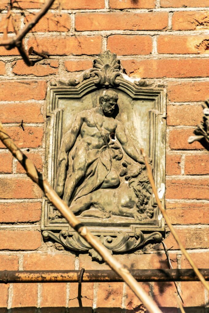 У мережі опублікували фото з окупованого Маріуполя