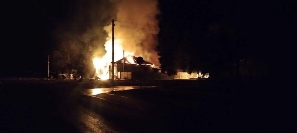 Вночі були атаковані три райони окупованої Луганщині: під ударом опинився потяг з паливом