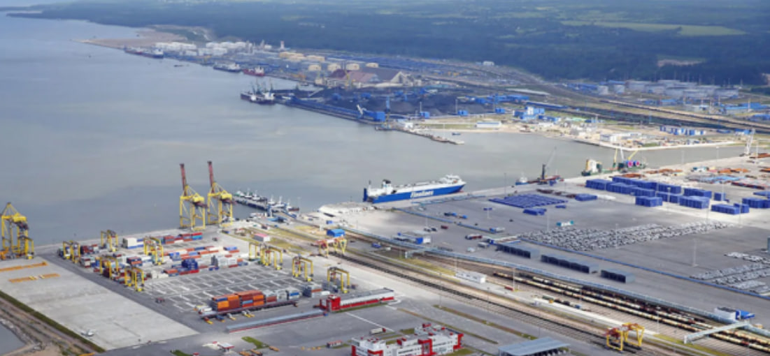 Два російські порти призупинили роботу після атаки українських дронів