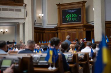 Рада ухвалила закон про звільнення від комунальних платежів для власників зруйнованого житла