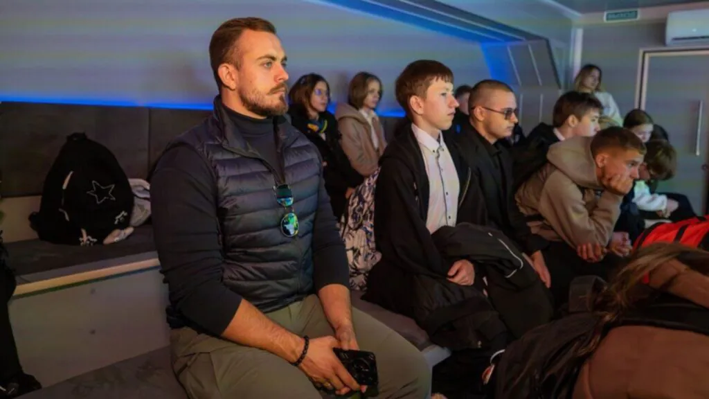 Окупанти привезли в Макіївку нащадка царя Миколи Першого