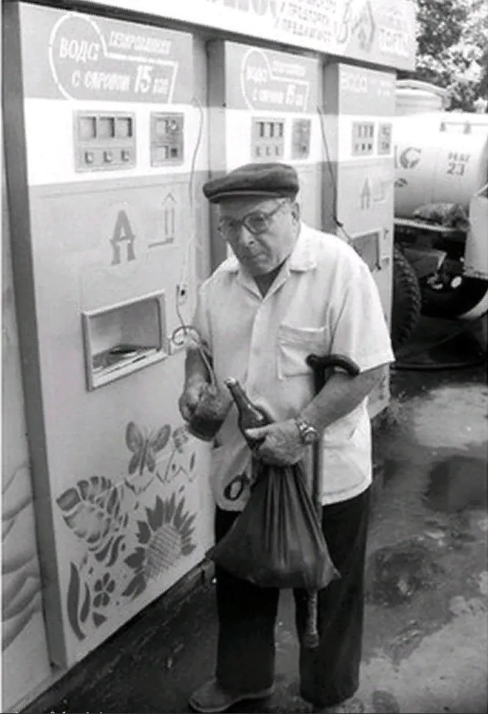 Луганська мова: минтуси за суп або коли &#8220;багети&#8221; — це не про французькі булки